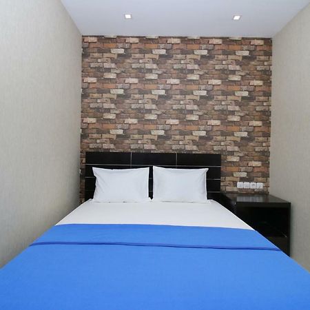 Auberge de jeunesse Kamar Keluarga Kampung Bali III à Jakarta Extérieur photo