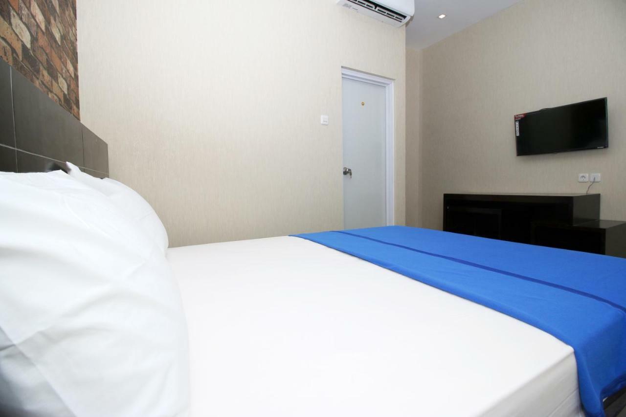 Auberge de jeunesse Kamar Keluarga Kampung Bali III à Jakarta Extérieur photo