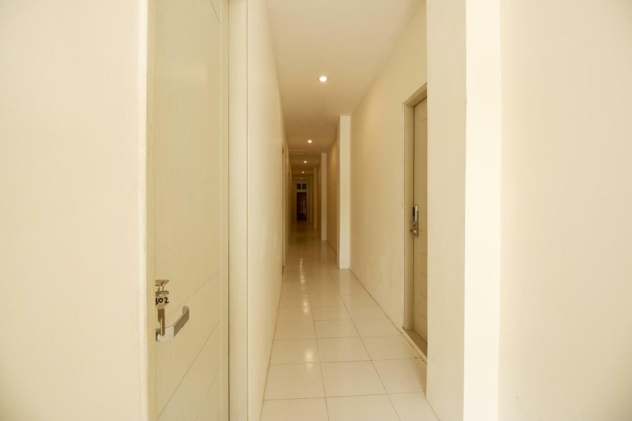 Auberge de jeunesse Kamar Keluarga Kampung Bali III à Jakarta Extérieur photo
